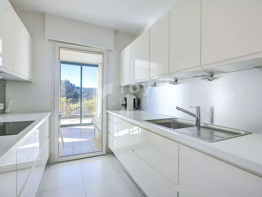 Appartement à MOUGINS