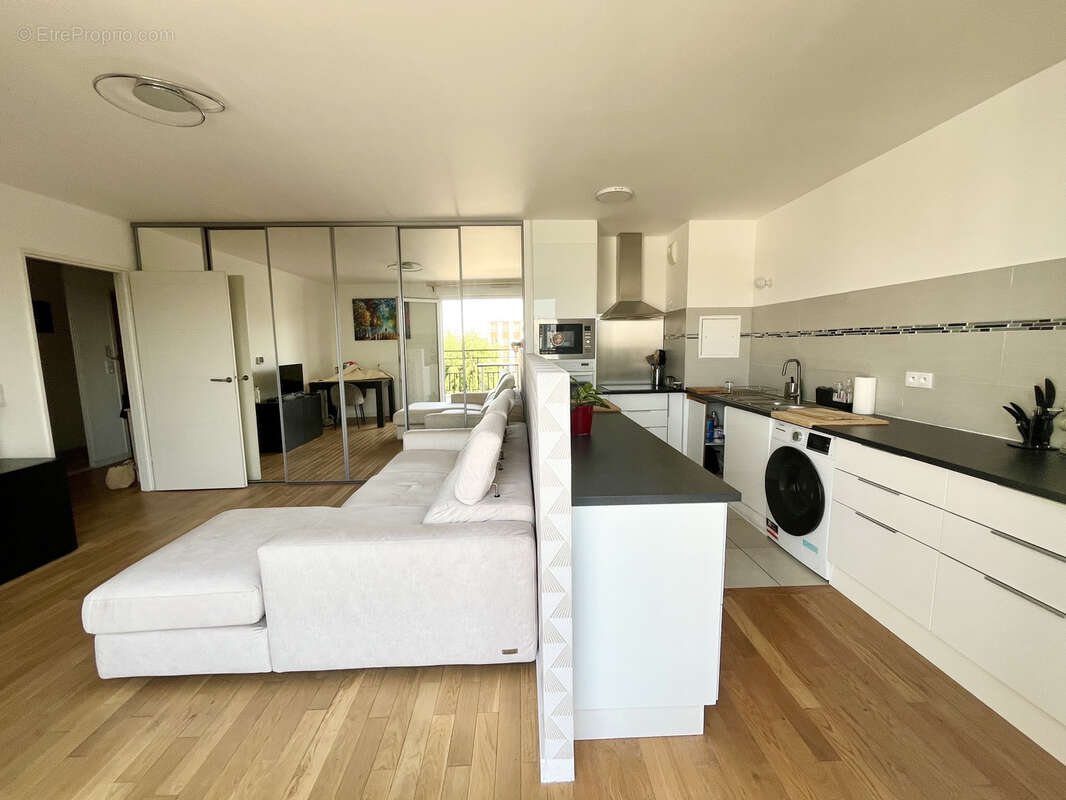 Appartement à SAINT-MAUR-DES-FOSSES