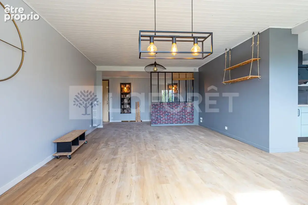 Agence immobiliere laforet - annecy-le-vieux - appartement 115,40m² dans maison - dernier etage - 3 chambres + 1 bureau - sejour - photo 6