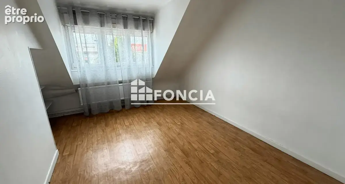 Maison individuelle avec jardin garage et parking - photo 9