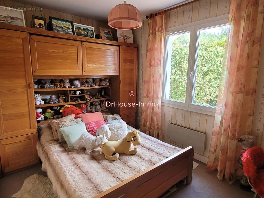 Maison 95 m² à Azay-Le-Rideau  - photo 6