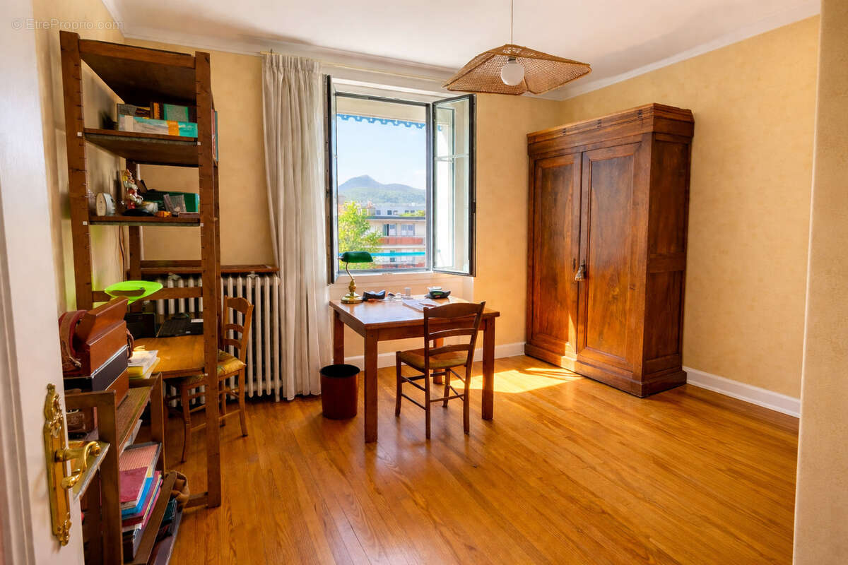 Maison à CLERMONT-FERRAND