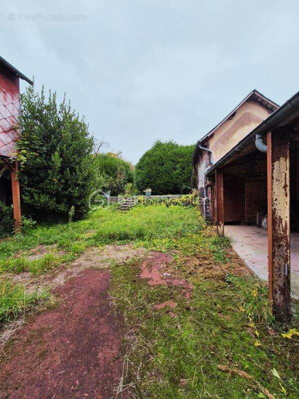 Maison à BERTEAUCOURT-LES-DAMES