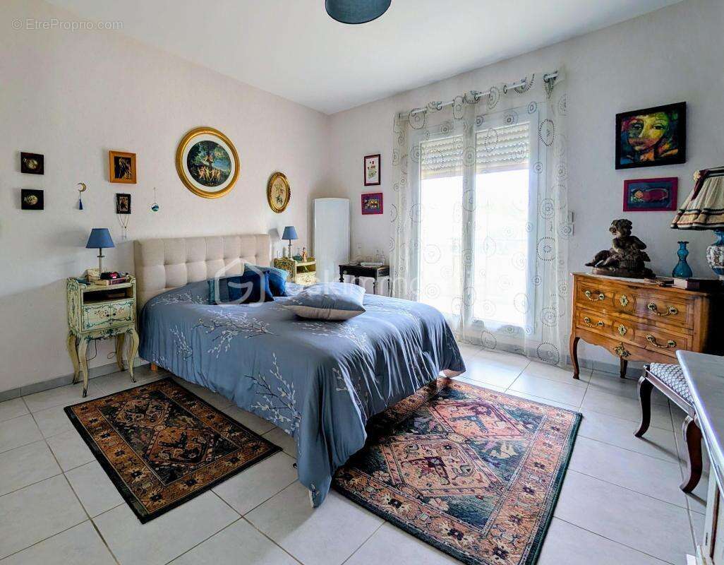 Maison à MONTAGNAC