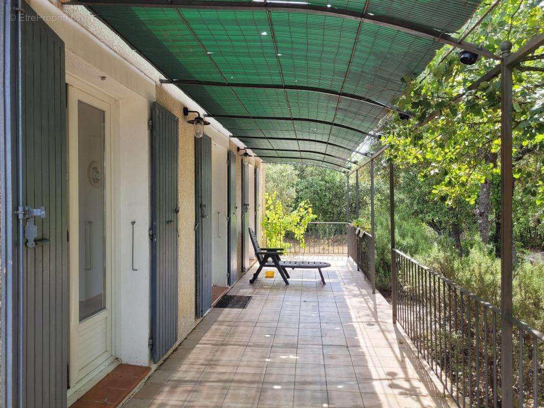 Maison à SAINT-JULIEN