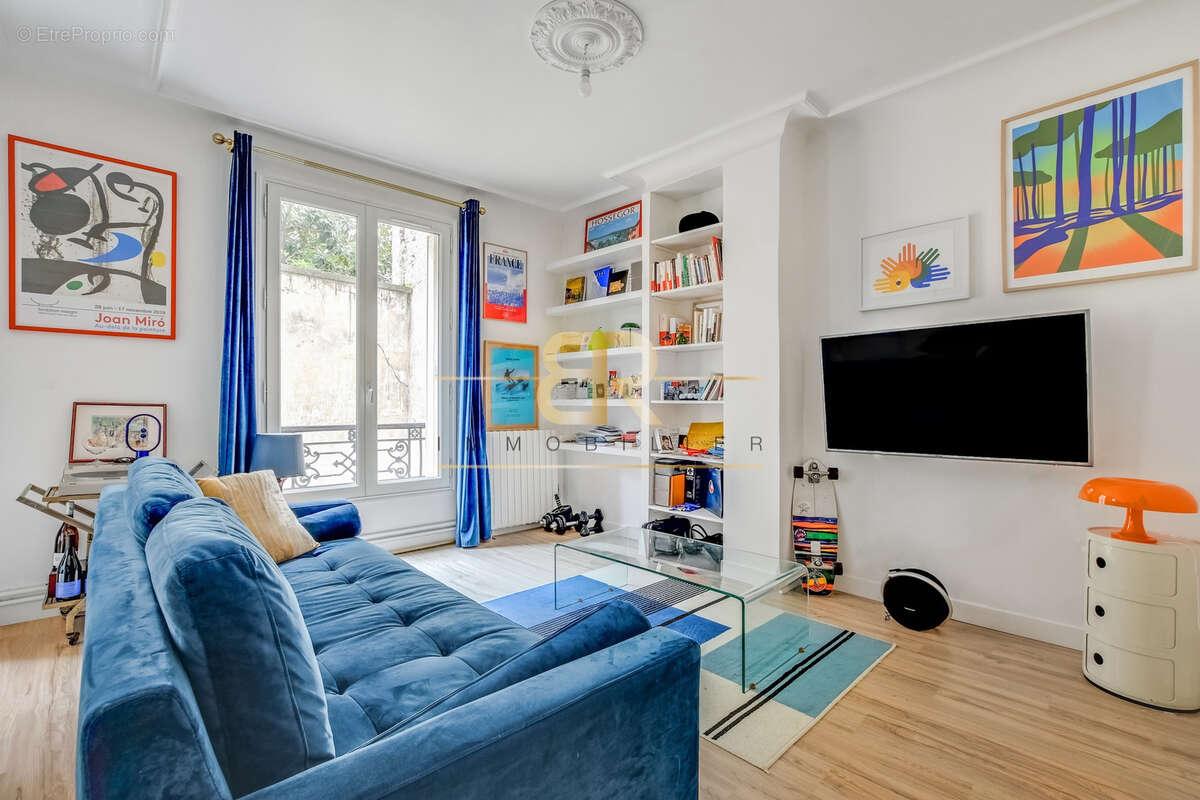 Appartement à PARIS-17E