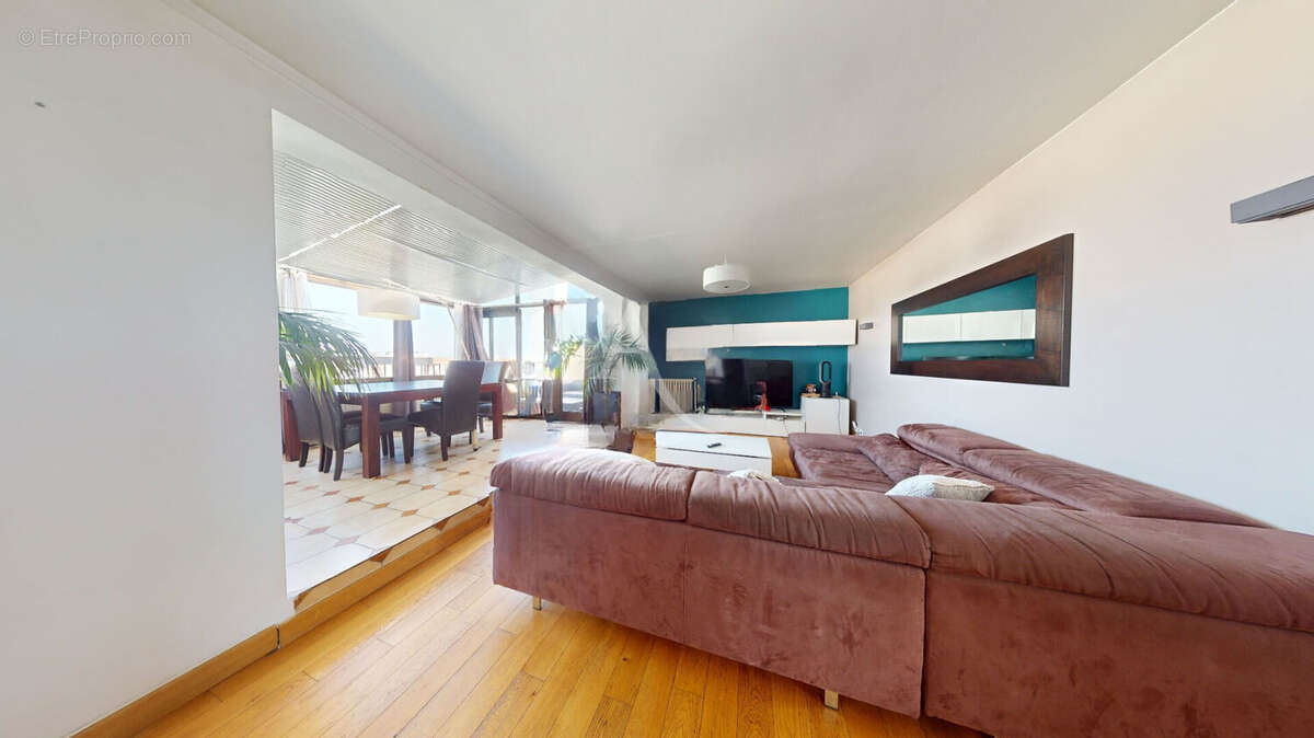 Appartement à VILLEMOMBLE