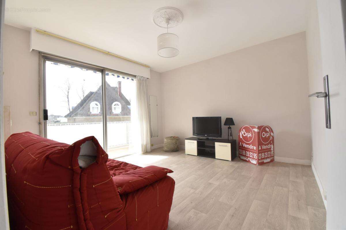 Appartement à COSNE-COURS-SUR-LOIRE