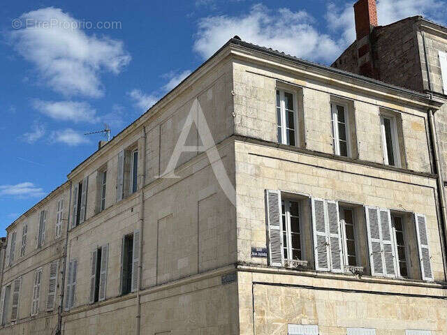 Appartement Type 3 Hyper Centre de Rochefort 3 pièces - photo 7