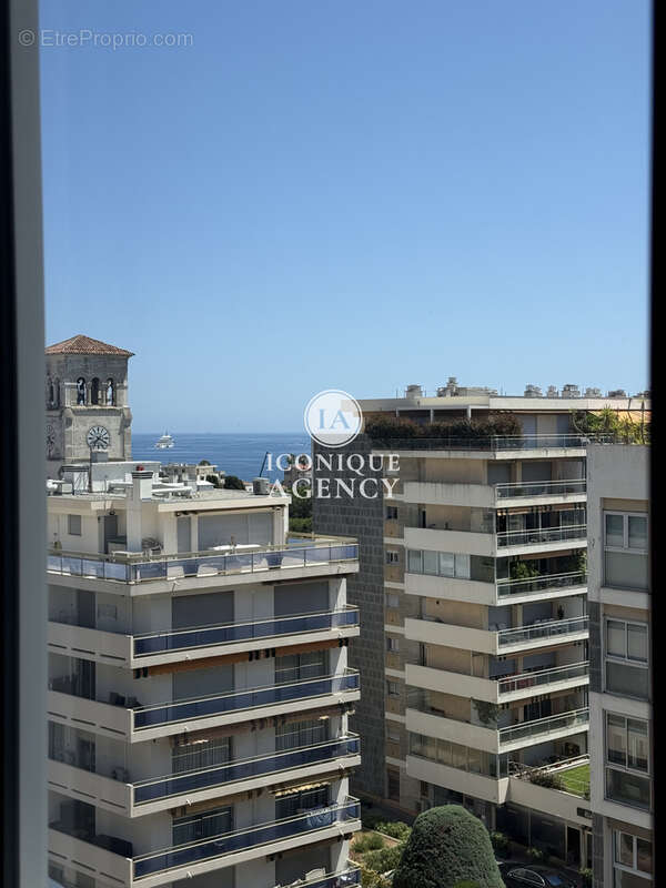 Cannes   pointe croisette   3 pièces rénové de 59 m2   étage élevé - photo 6