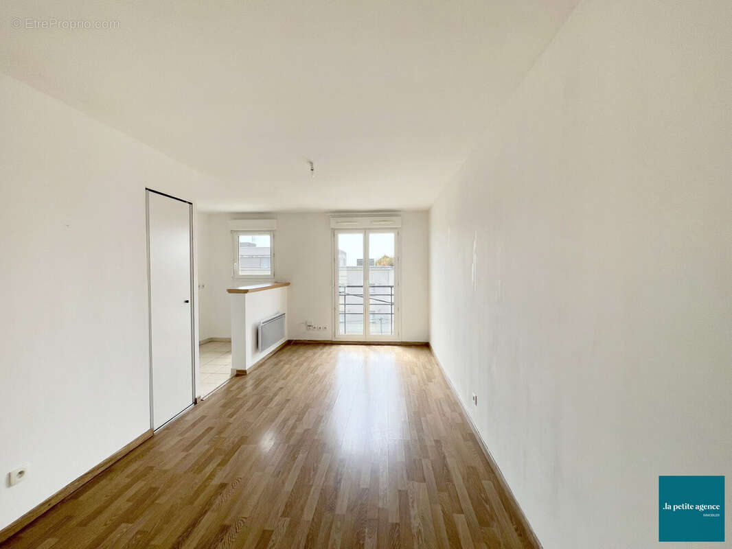 Appartement 42 m² à Caen  - photo 2