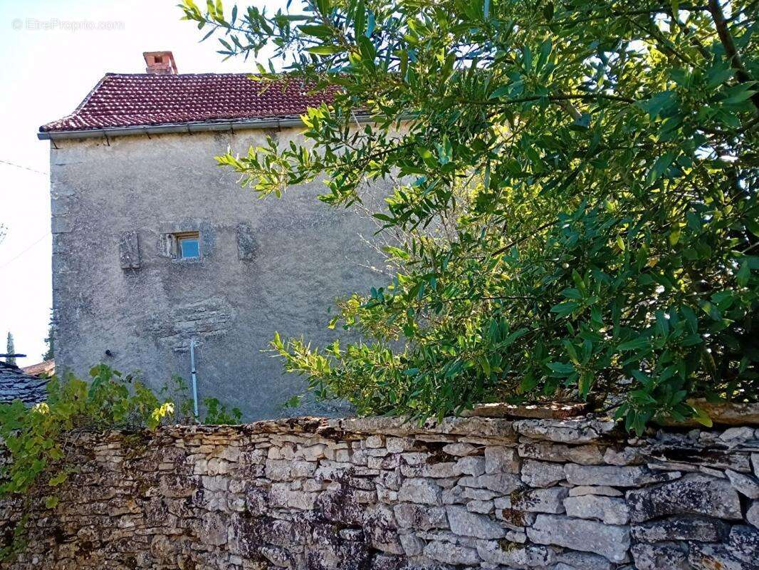 Maison à SAINT-JEAN-DE-LAUR