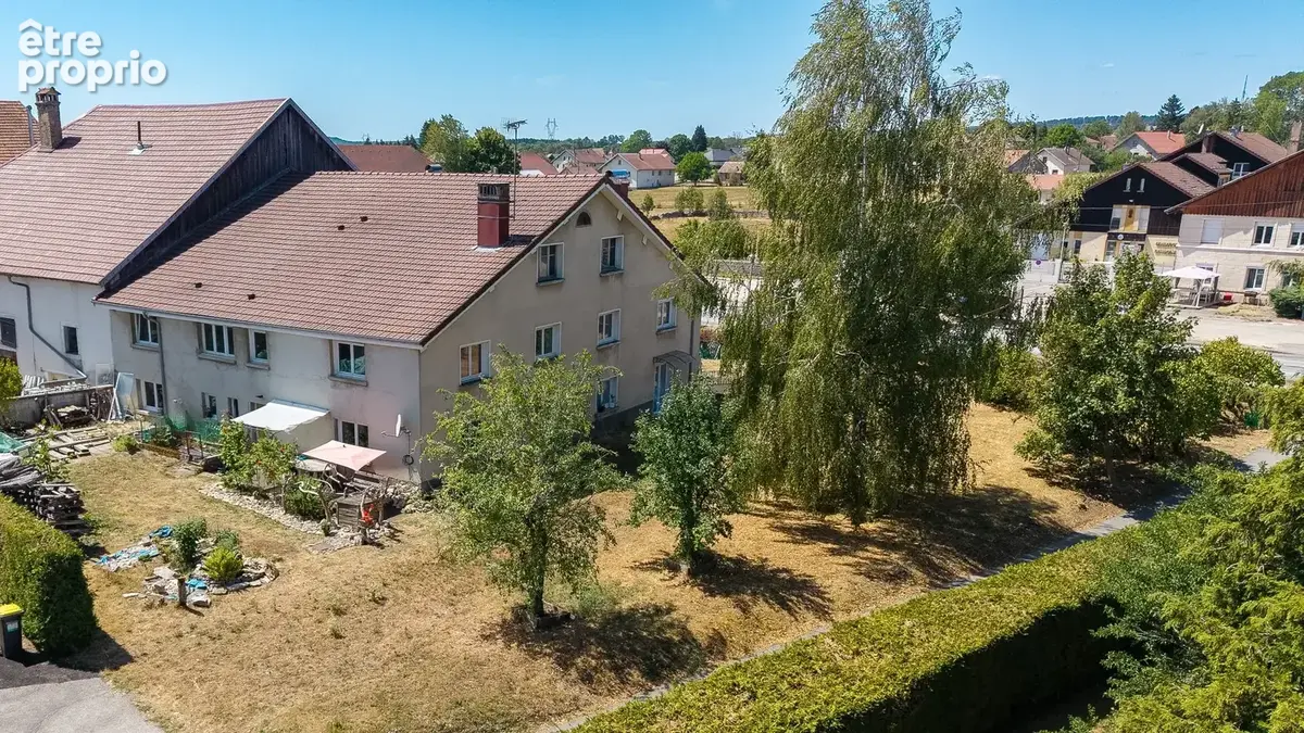 Pierrefontaine-les-varans   t4 de 132 m2 avec 1 206 m2 de jardin privatif - photo 3