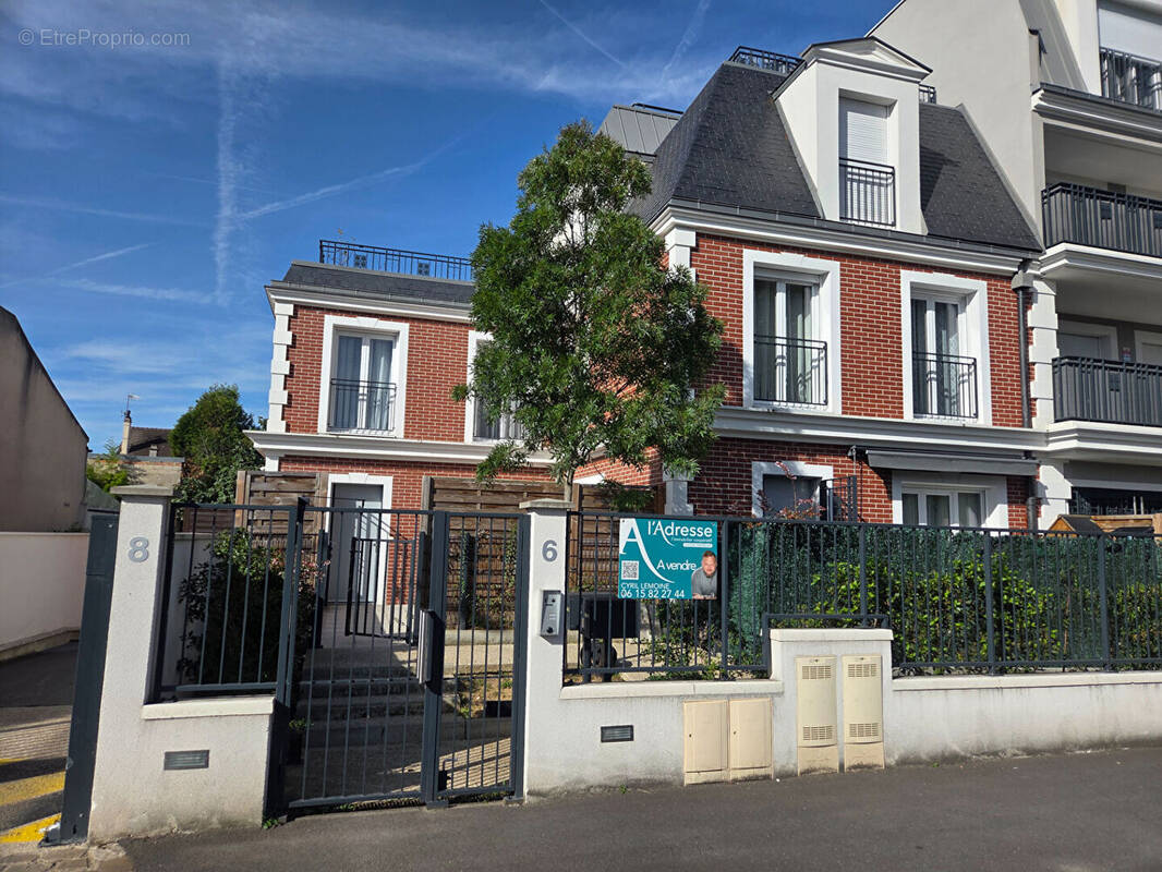 Maison à LE BLANC-MESNIL