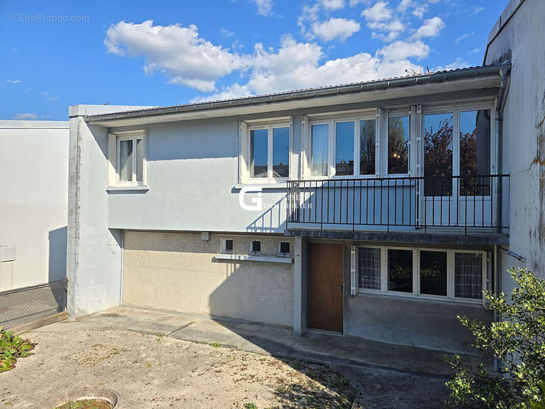 Maison Oyonnax 4 pièce(s) 98.5 m2 - photo 12