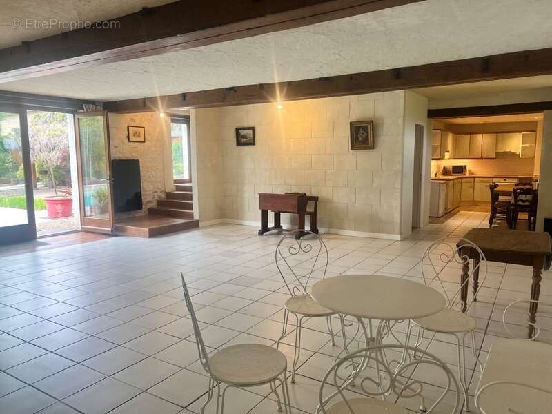 Propriete d’exception aux portes de la Touraine - 375m2 - 3 hectares - photo 5