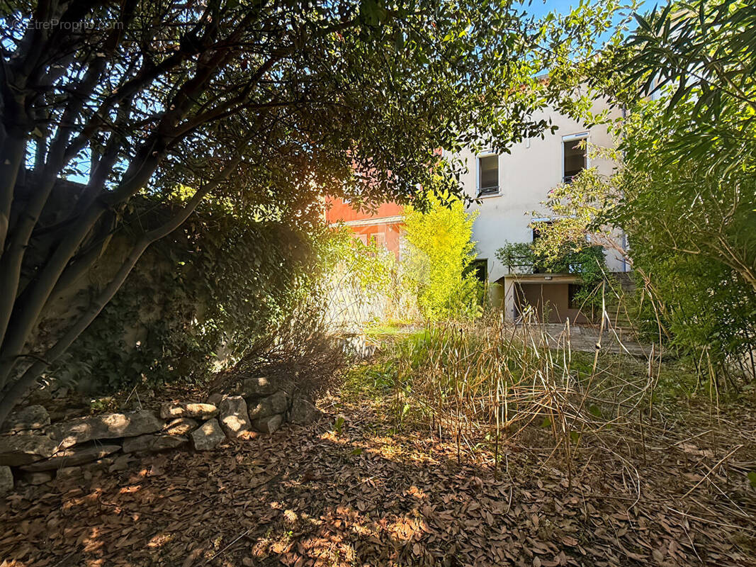 Maison à SAINT-CANNAT