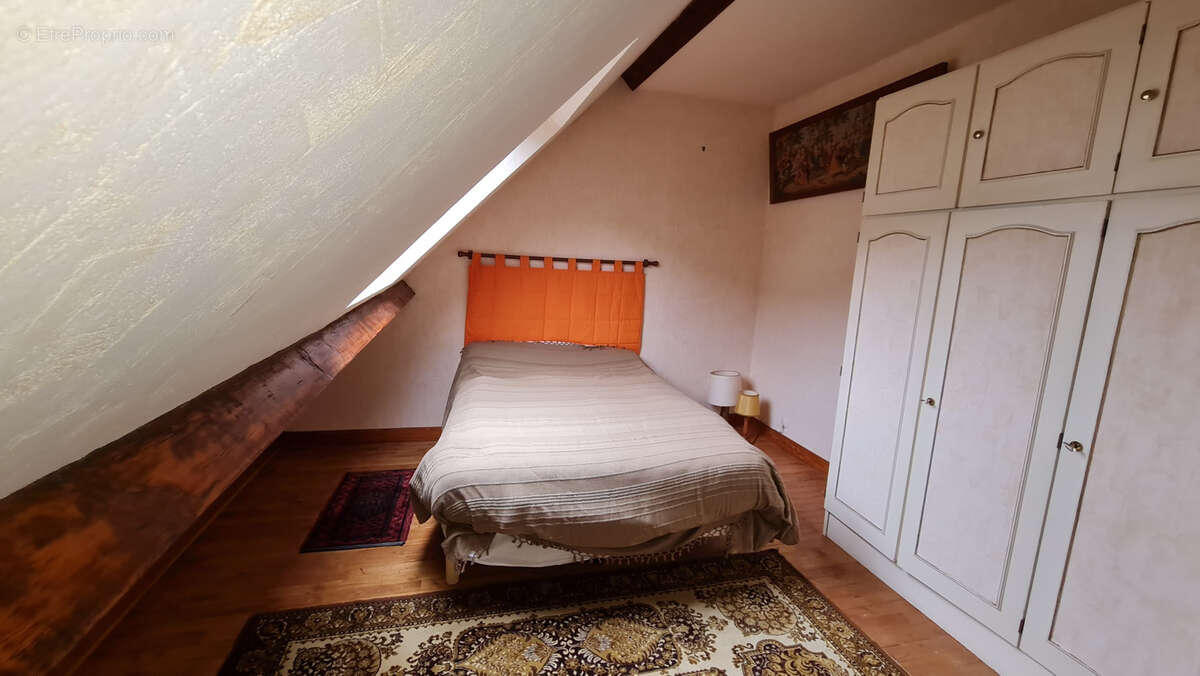 Maison à BURES-SUR-YVETTE