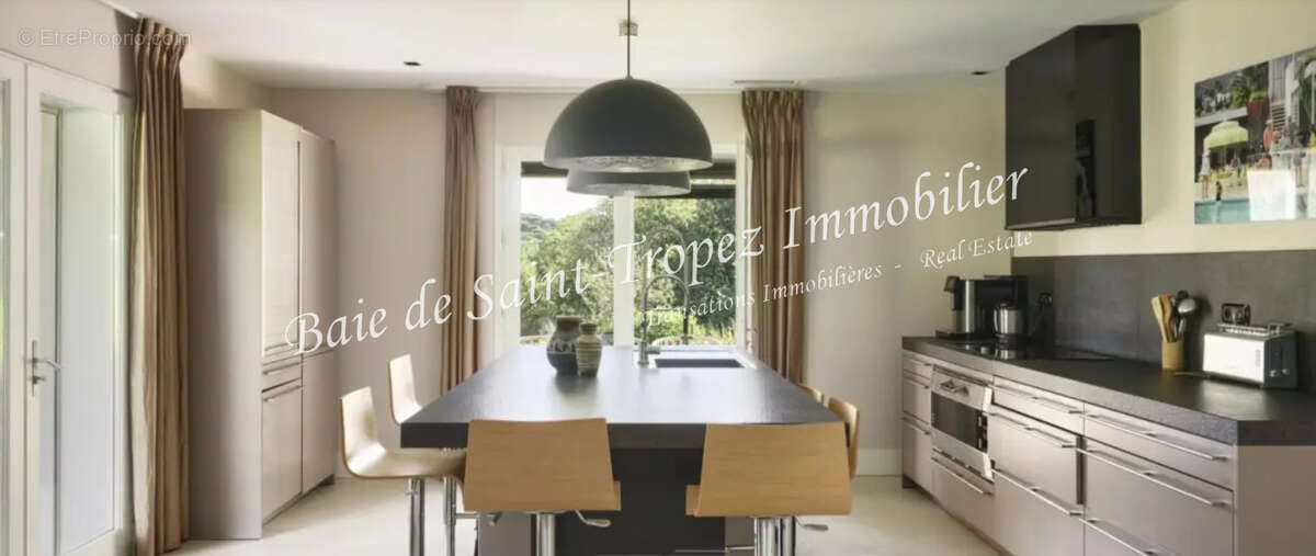 Maison à RAMATUELLE