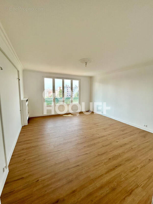 Appartement à NEUILLY-SUR-MARNE