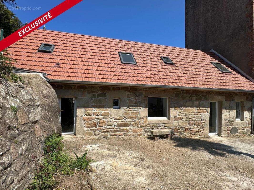 Authentique longère rénovée, cœur de Trégastel - photo 1