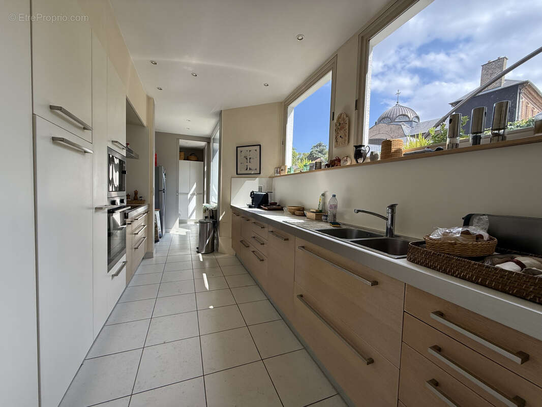 Exclusivite amiens bas henriville elegante maison bourgeoise 306 m2 - porte cochere et jardin - photo 9