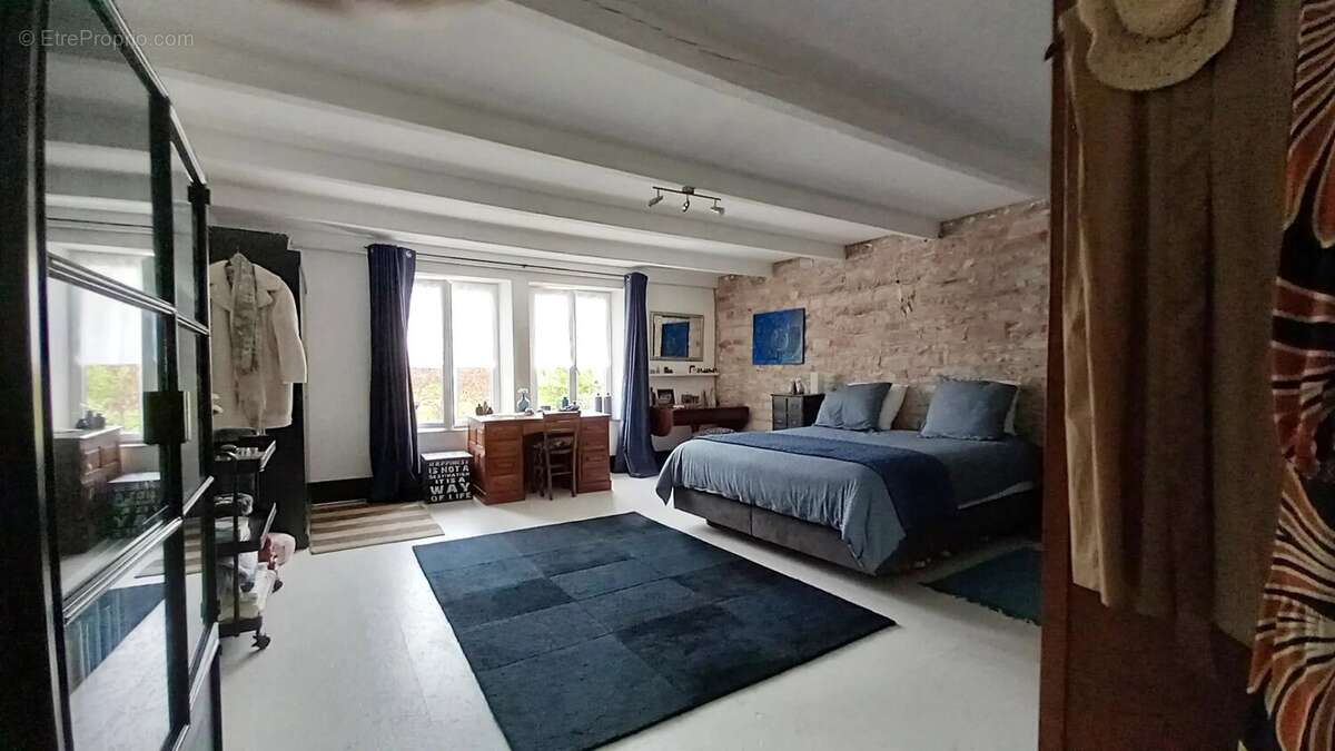 Maison à REGNEVELLE