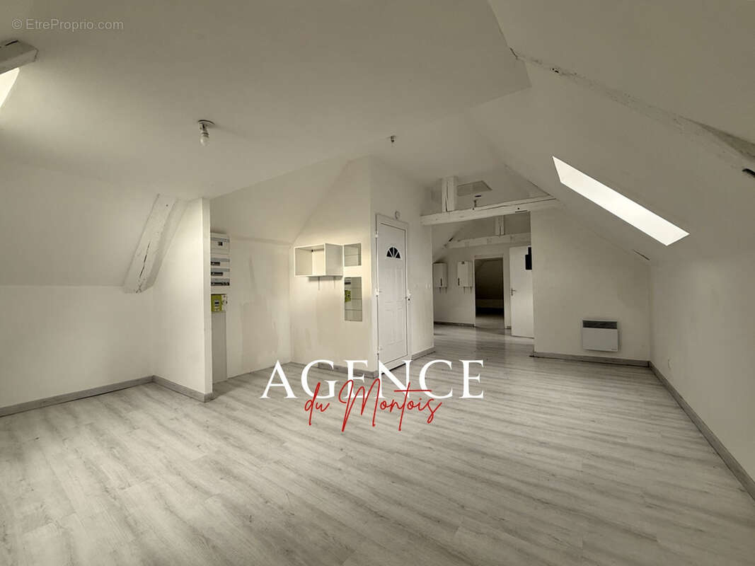 Appartement à BRAY-SUR-SEINE