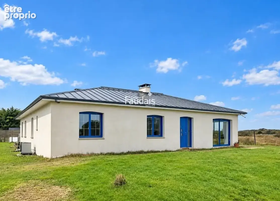 Photo Maison à Portbail au prix de 333 000€