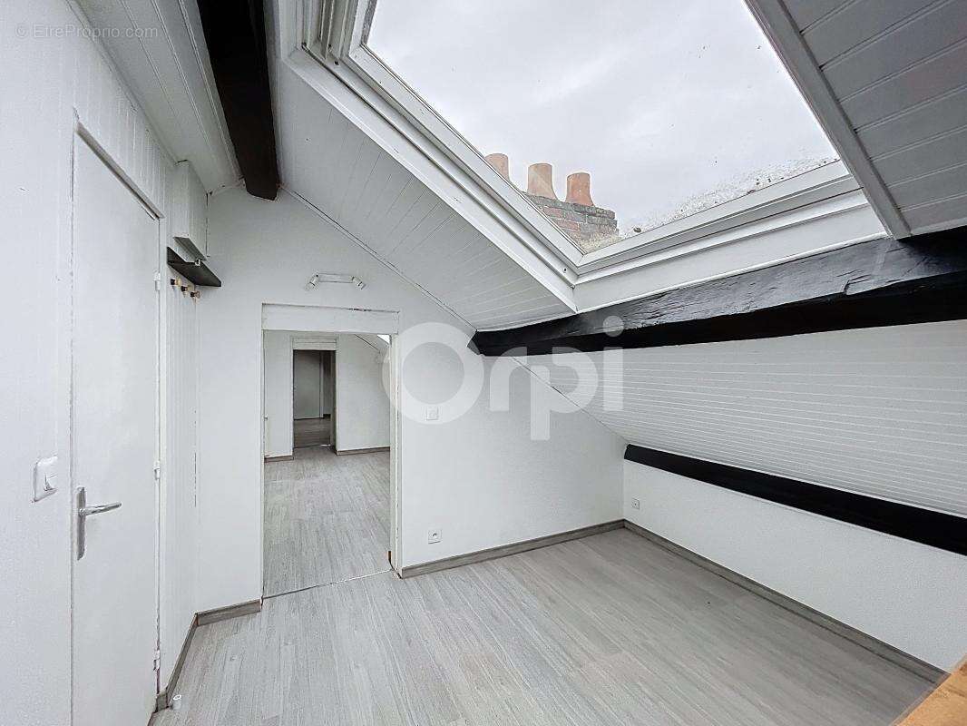 Appartement à LIANCOURT