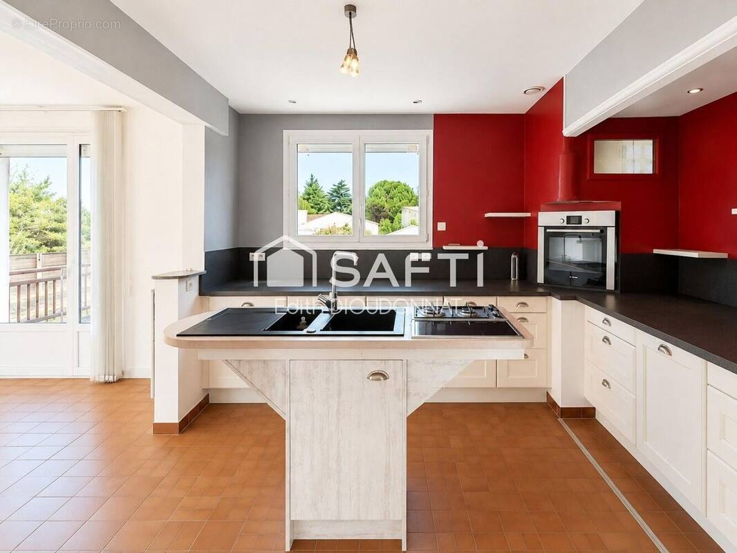 Photo 1 - Maison à ANGLES