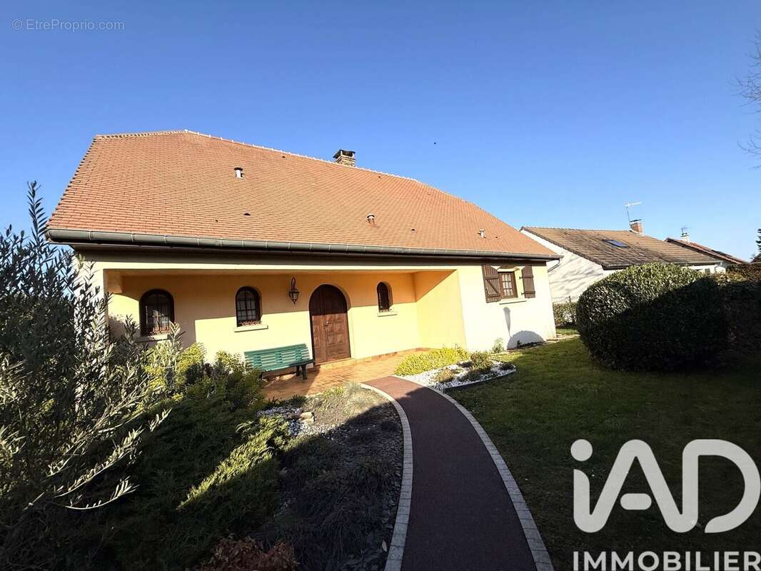 Photo 2 - Maison à GUEUX