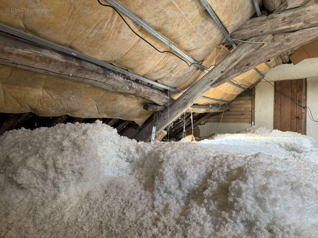 Appartement à OUROUX-SUR-SAONE