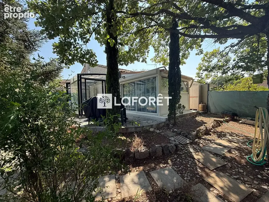 Maison mitoyenne domaine à Fayence 2 pièce(s) 45 m2 avec mezzanine, vérandas, chalet - photo 2