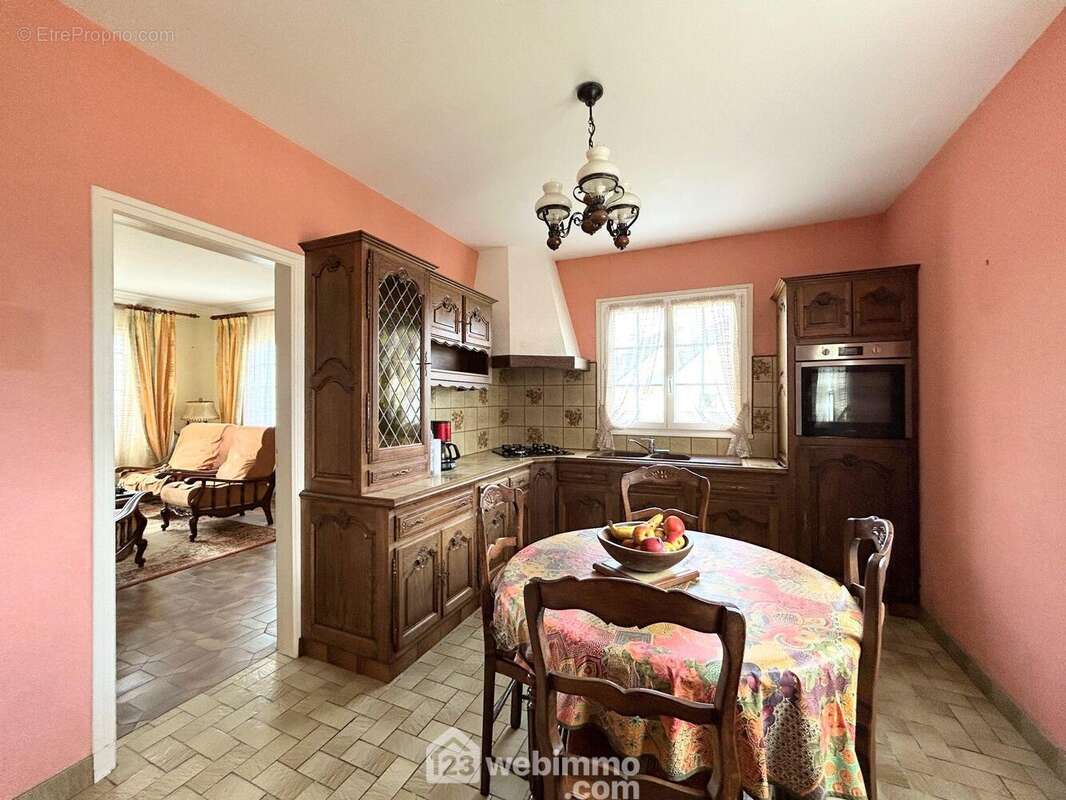 Maison 135 m² à Tredrez-Locquemeau  - photo 6