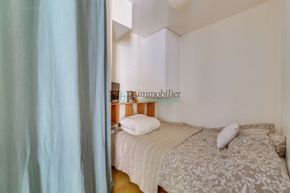 Appartement à PARIS-20E