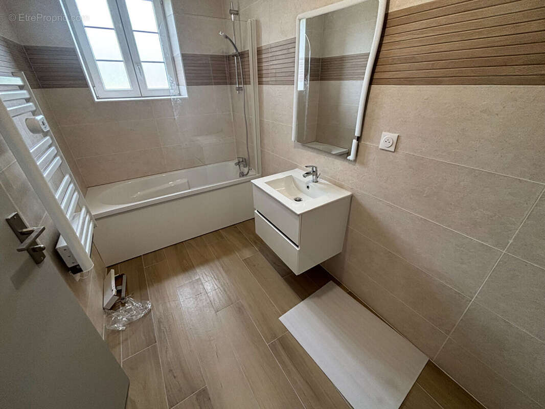 Maison Tupigny 4 pièce(s) 100 m2 - photo 3