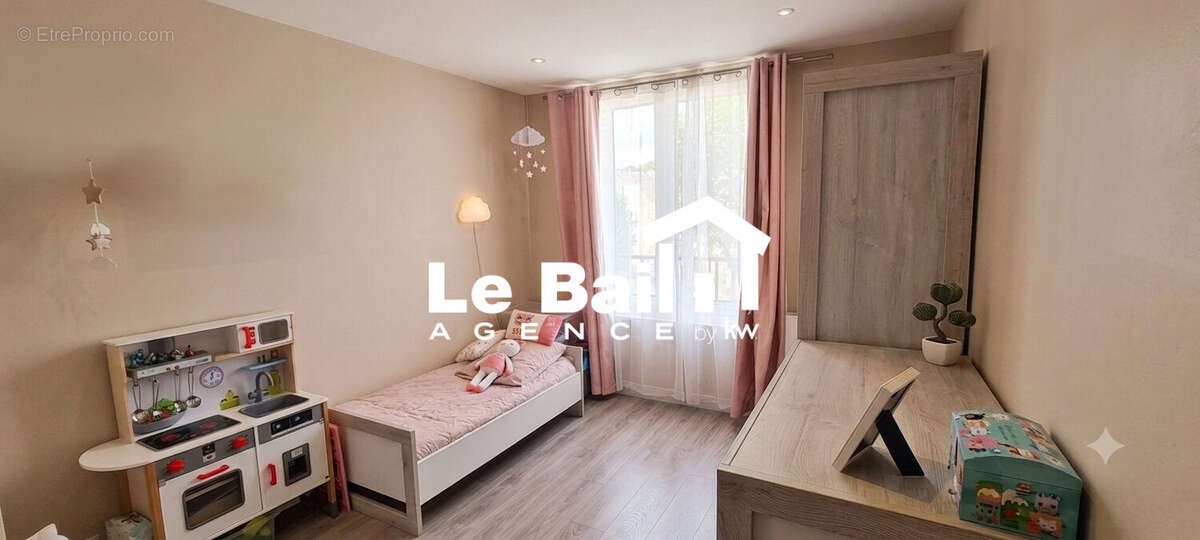 Appartement 63 m² à Pontoise  - photo 6