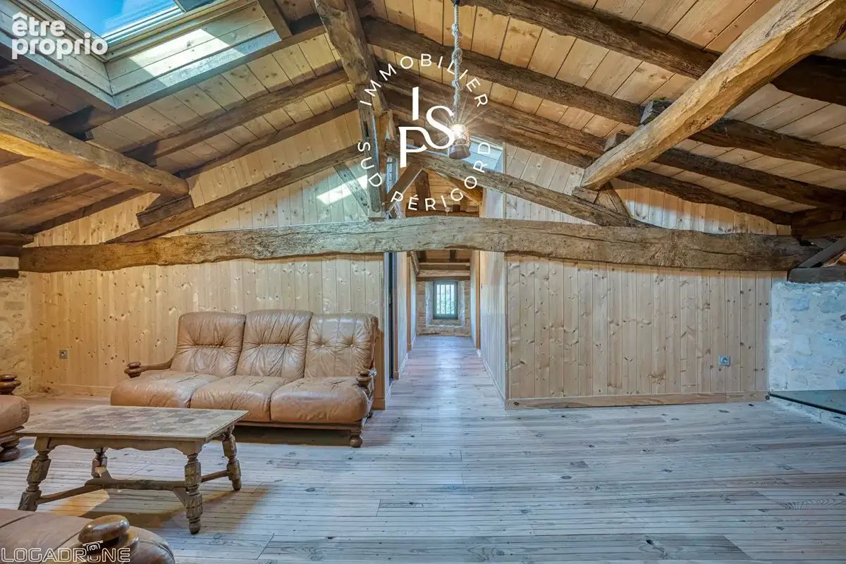 Maison en pierre  entiérement rénovée du 19e siècle avec dépendance entre Cancon et Villeréal. - photo 14