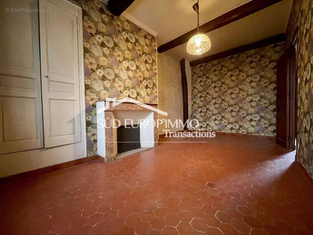 Maison à DRAGUIGNAN