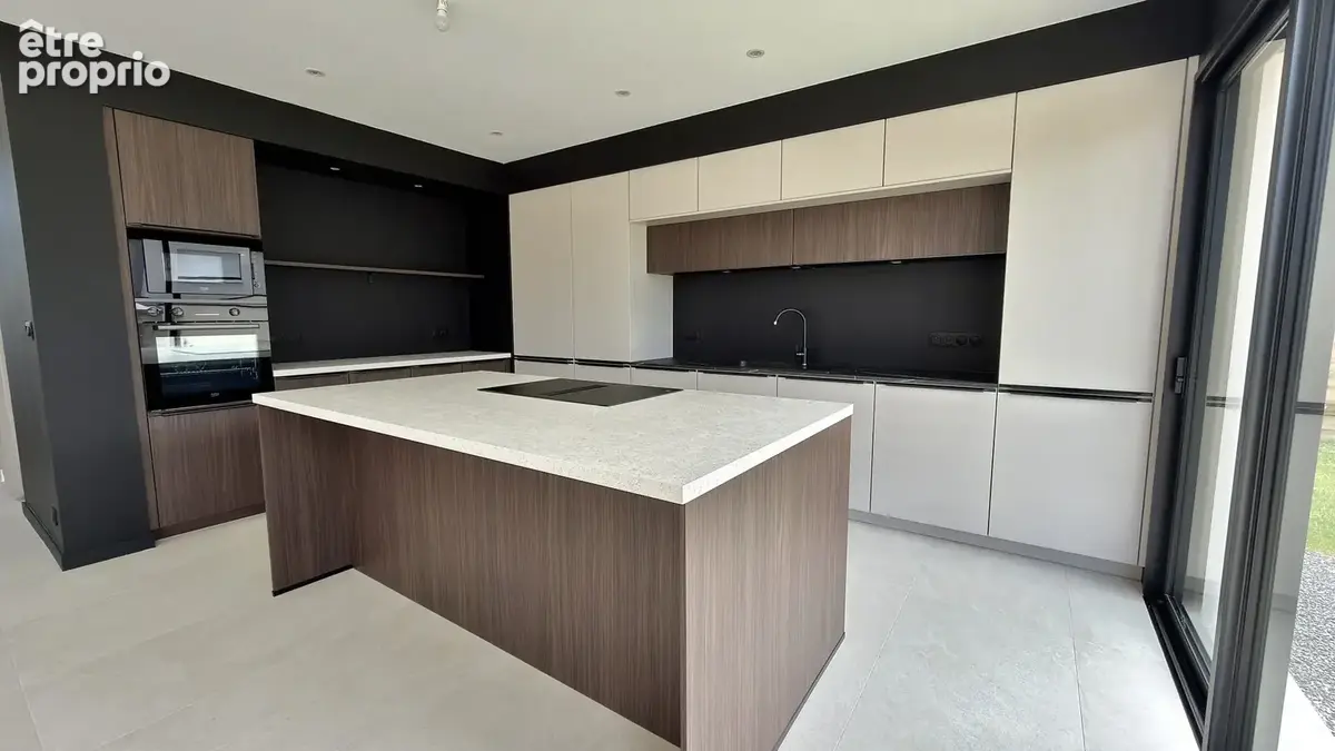 Maison 7 pièces 169 m² à vendre à Chateaugiron (35410) - photo 6