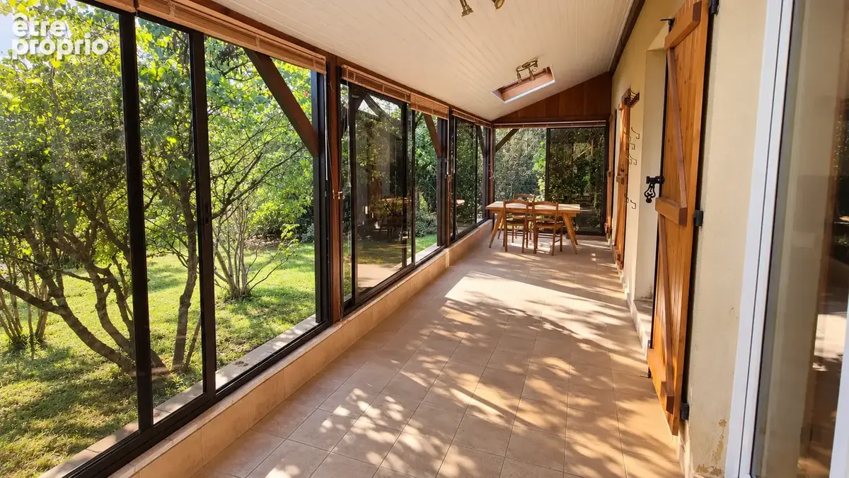 Ensemble immobilier avec vaste terrain - photo 3