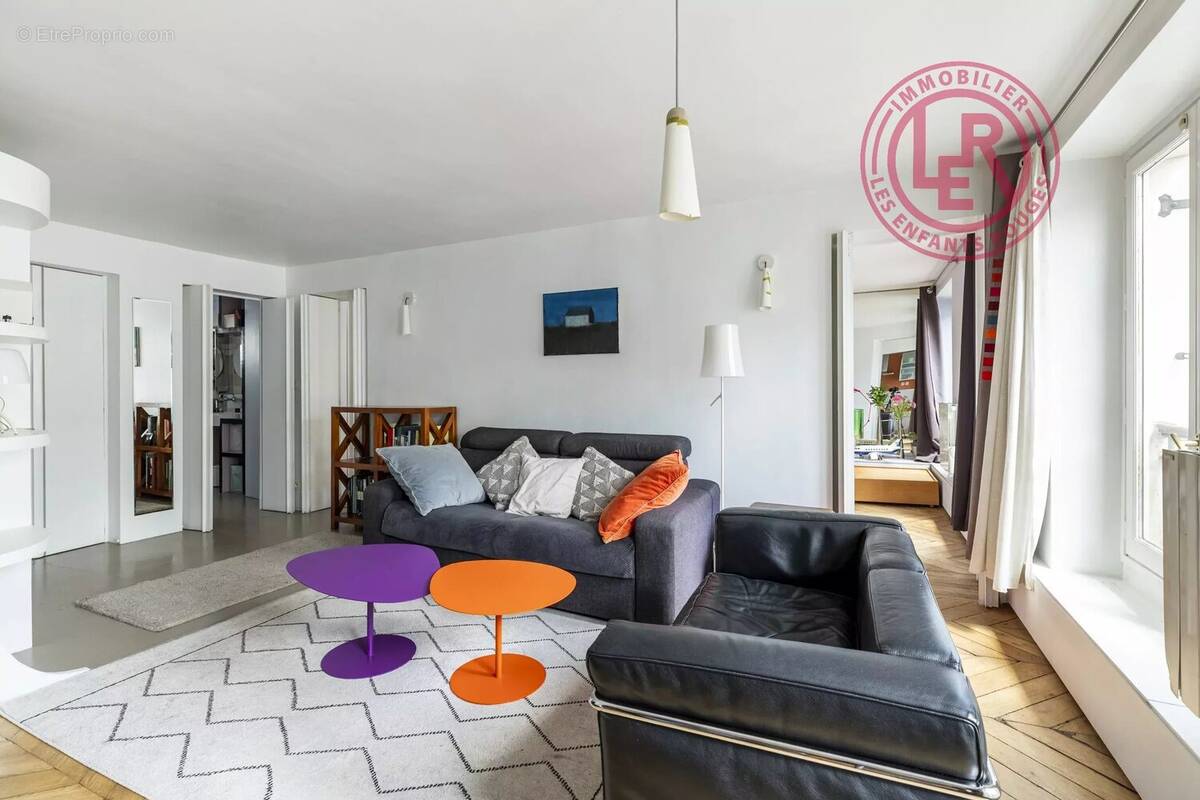 Appartement à PARIS-11E