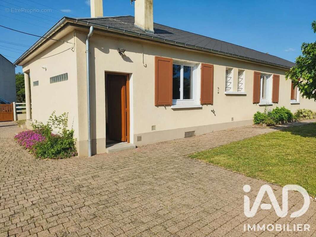 Photo 2 - Maison à NEUVILLE-AUX-BOIS