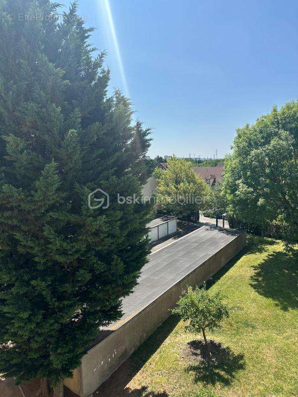 Appartement à EPINAY-SUR-SEINE