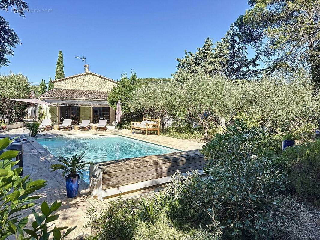Maison à LORGUES