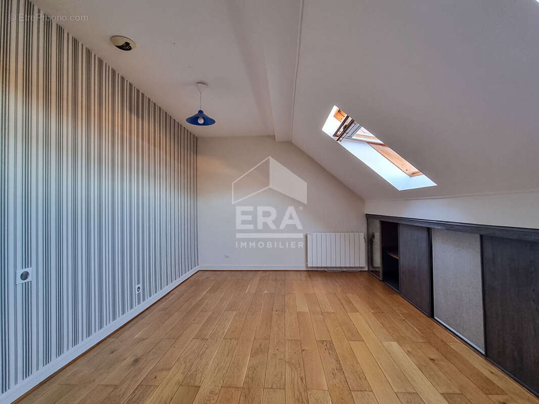 Appartement à JOUARS-PONTCHARTRAIN