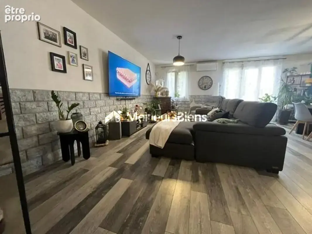 Maison 5 pièces 108 m² avec garage et jardins à Miramas - photo 3