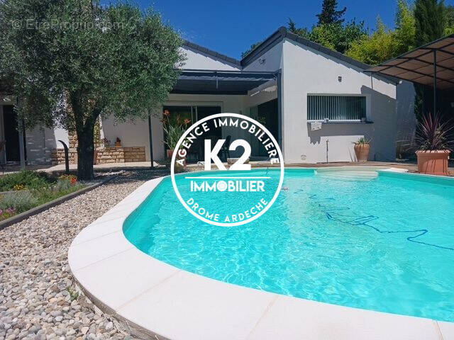 Maison à MONTELIMAR