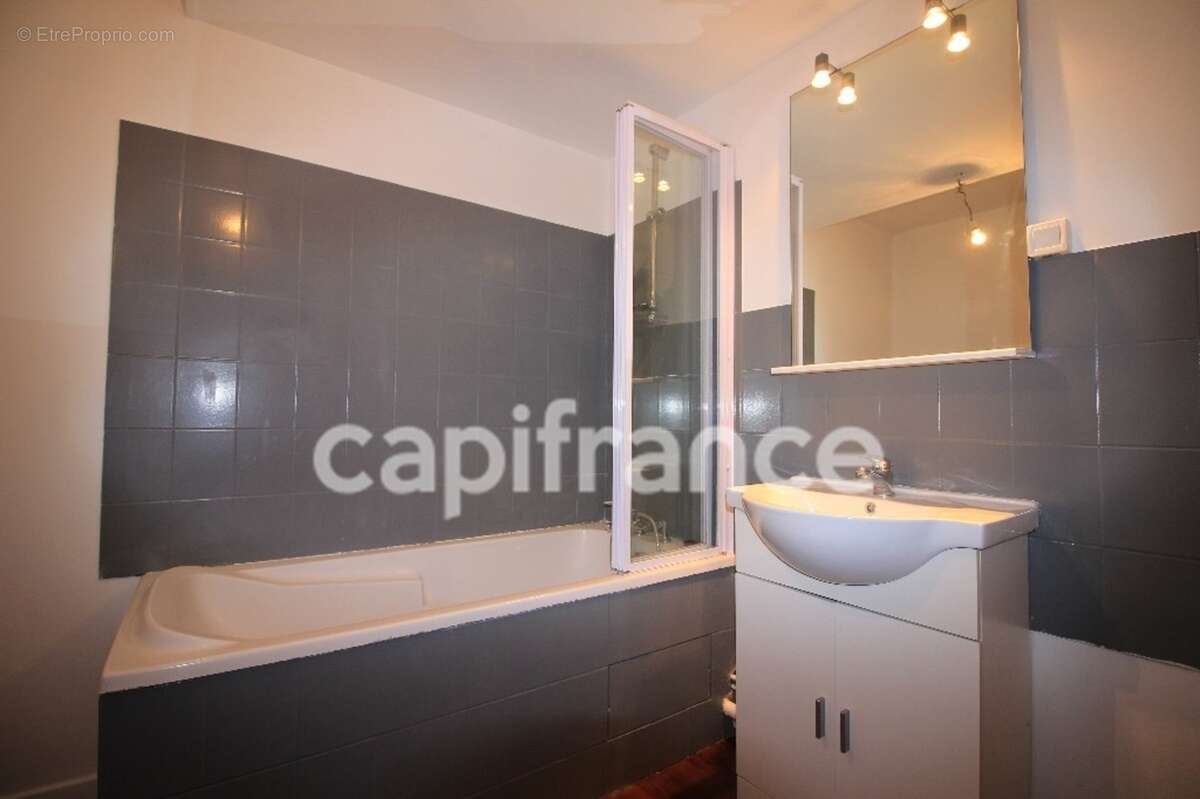 Dpt Marne (51), à vendre AY appartement T3 - photo 2